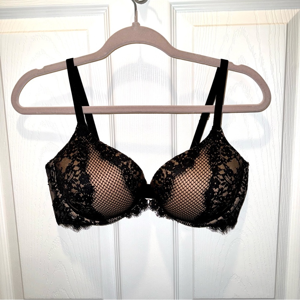 Victoria’s Secret Bombshell Plunge Bra